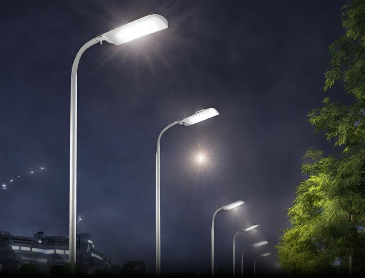 SOLAR-POWERED STREET LIGHTING